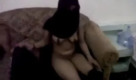 Les jeunes adultes se danish vintage sex movies sentent membres d'un jeune homme dans l'anus.