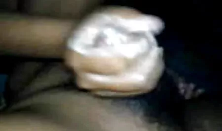 Homme de tempérament avec un gros xhamster classic film pénis, fille dans tous les trous.