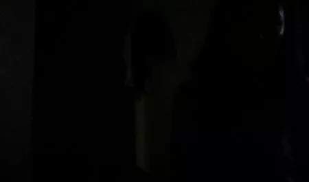 La beauté porn film retro développe le cancer capture la bite en caoutchouc dans un beau gros cul