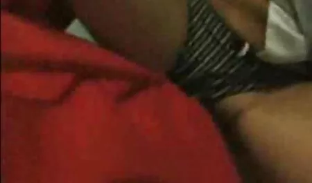 Masseuse sex movis classic dort au travail avec une fille russe.
