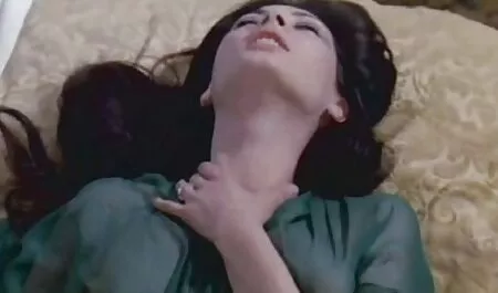 Je suis allé chez un gynécologue et j'ai eu des relations sexuelles anales films xxx vintage avec lui.