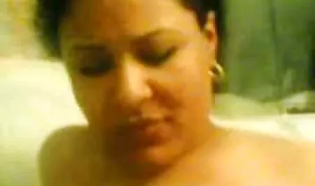 Double pénétration dans une fille vintage french porn film
