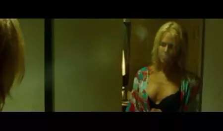 Blonde Drôle mature retro film séduisante et sexy séduction