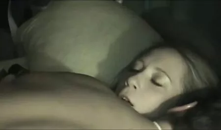 Chaud cut de jeune putain ondulés dans tous les trous vintage french sexe