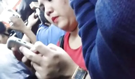 Intéressant. une jolie fille donne au créancier le vagin vintage french porn film humide.