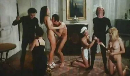 Fétiche jolie latina est chaude et son amant cinema retro porn est passionné