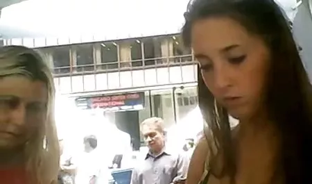 Le gars a été rapide quand l'ex a léché vintage xxx retro sa langue anale.