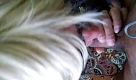 Les blondes russes sex film vintage ont des relations sexuelles vaginales au casting.