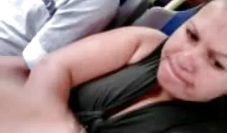 Les couples adultes se sont avérés complètement nus dans la rue après porno vintage film complet une fête ivre.