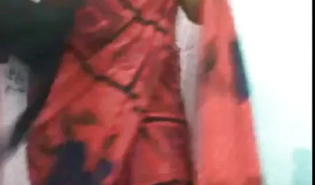 Avec un vagin, vidéo x vintage ce beau mec, depuis longtemps, vissant sa bite dans la chambre à coucher.